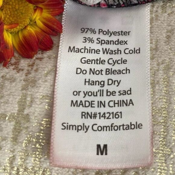 LulaRoe Red/Green/Black Rose Floral Print Pleated Midi Skirt Sz Medium ECU! - Picture 7 of 7